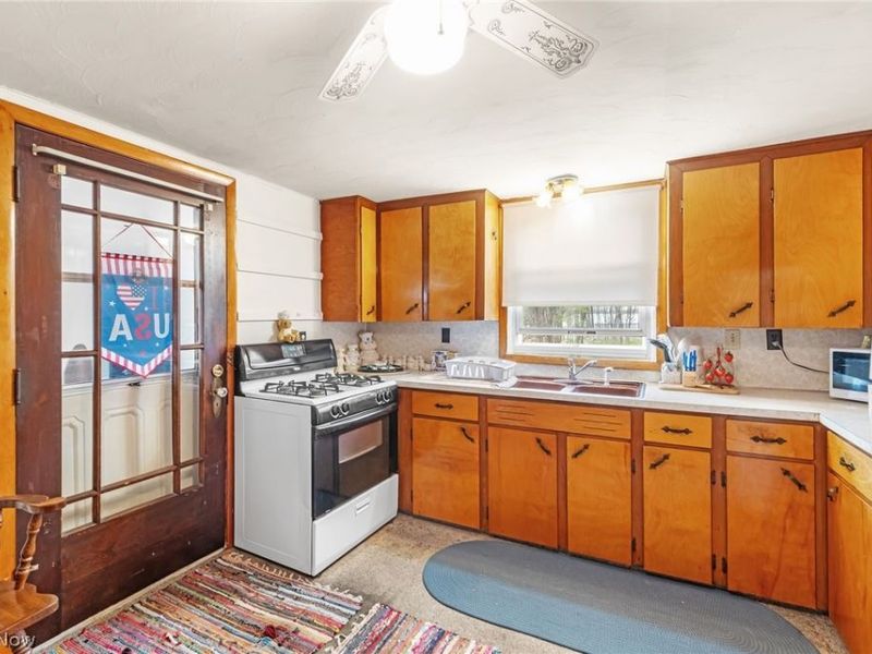 228 S Portage , Doylestown, OH 44230 Photo 29