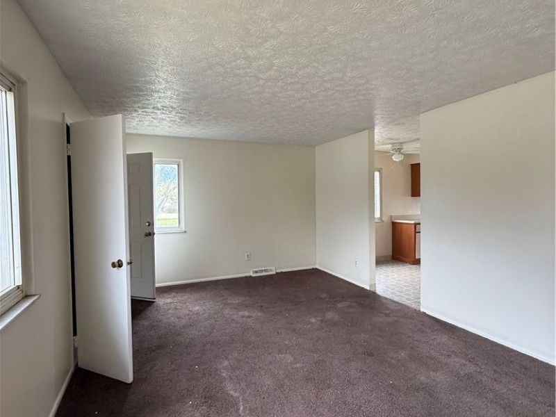 23740 Lake Shore Boulevard, Euclid, OH 44123 Photo 11