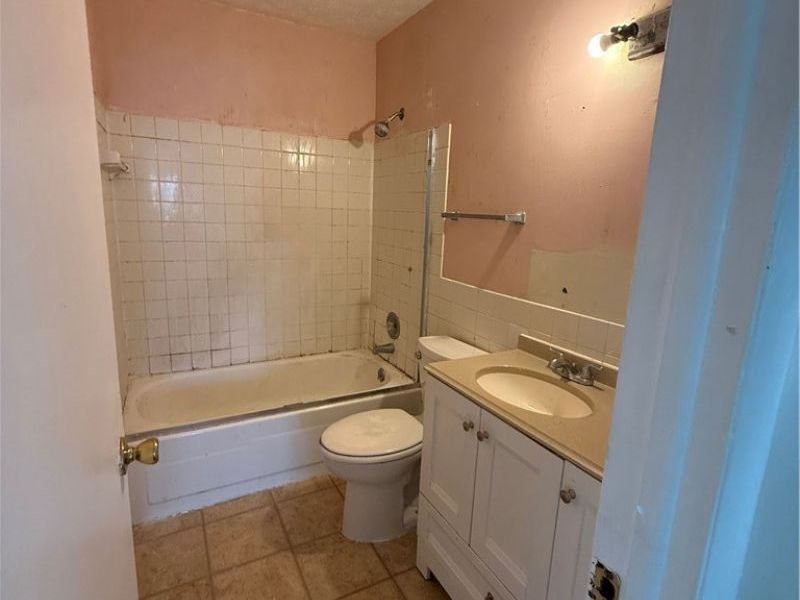 23740 Lake Shore Boulevard, Euclid, OH 44123 Photo 13