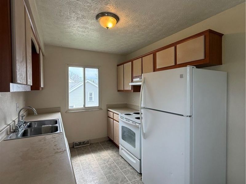 23740 Lake Shore Boulevard , Euclid, OH 44123 Photo 15