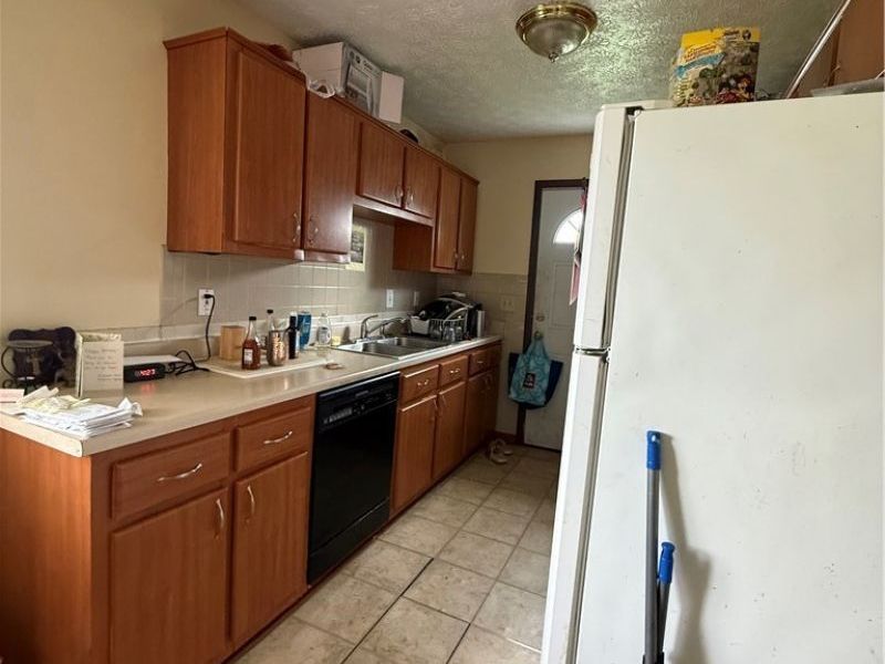 23740 Lake Shore Boulevard, Euclid, OH 44123 Photo 3