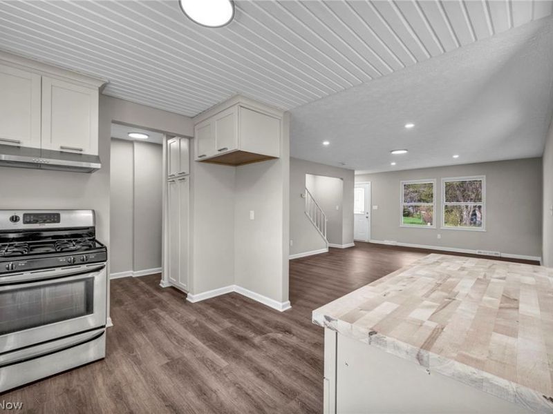 2427 Haverhill Road , Twinsburg, OH 44087 Photo 7