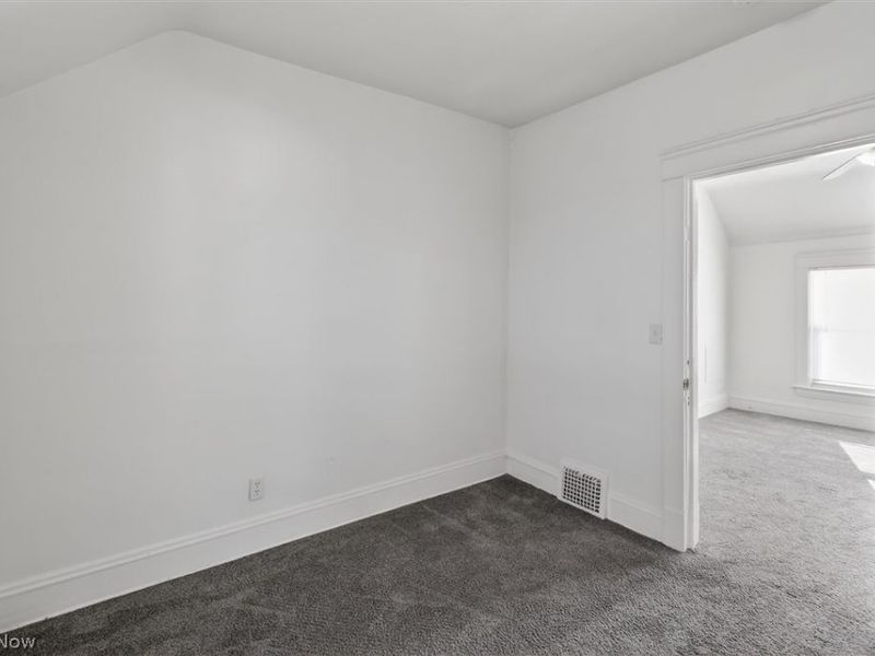 3343 W 84th Street , Cleveland, OH 44102 Photo 20