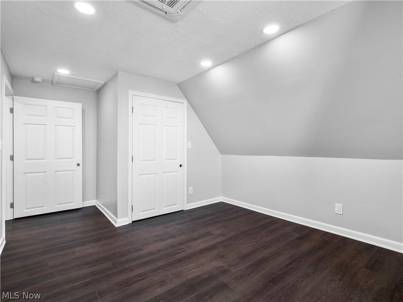 6110 W Clinton Avenue , Cleveland, OH 44102 Photo 46