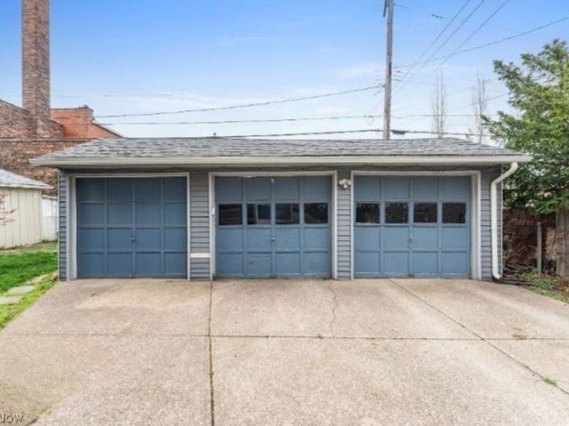 6110 W Clinton Avenue , Cleveland, OH 44102 Photo 50