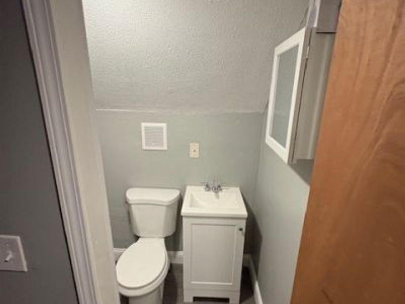 13404 Claiborne Road, East Cleveland, OH 44112 Photo 9