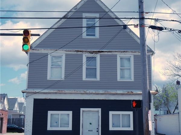 4435 State Road, Cleveland, OH 44109