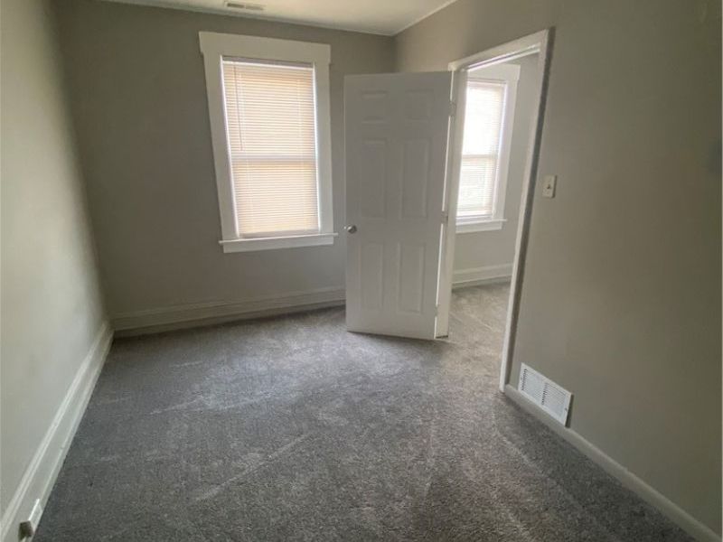 4435 State Road , Cleveland, OH 44109 Photo 9