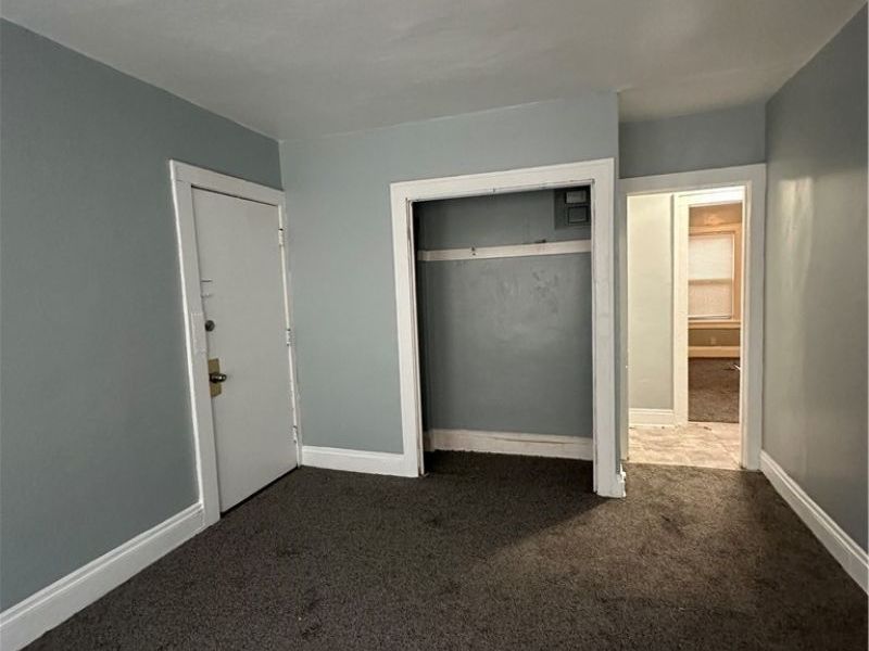 515 E 105th Street , Cleveland, OH 44108 Photo 10