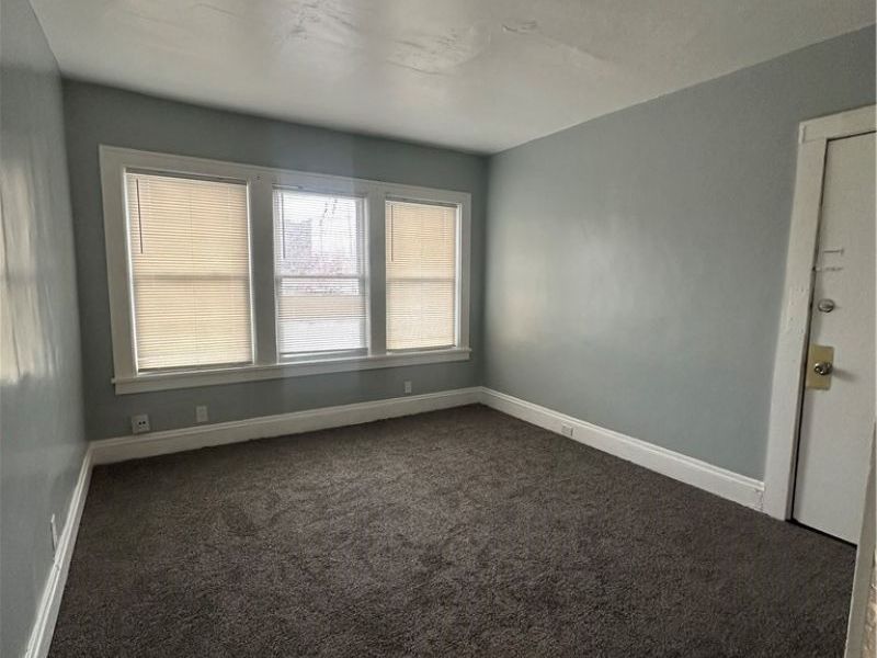 515 E 105th Street , Cleveland, OH 44108 Photo 11