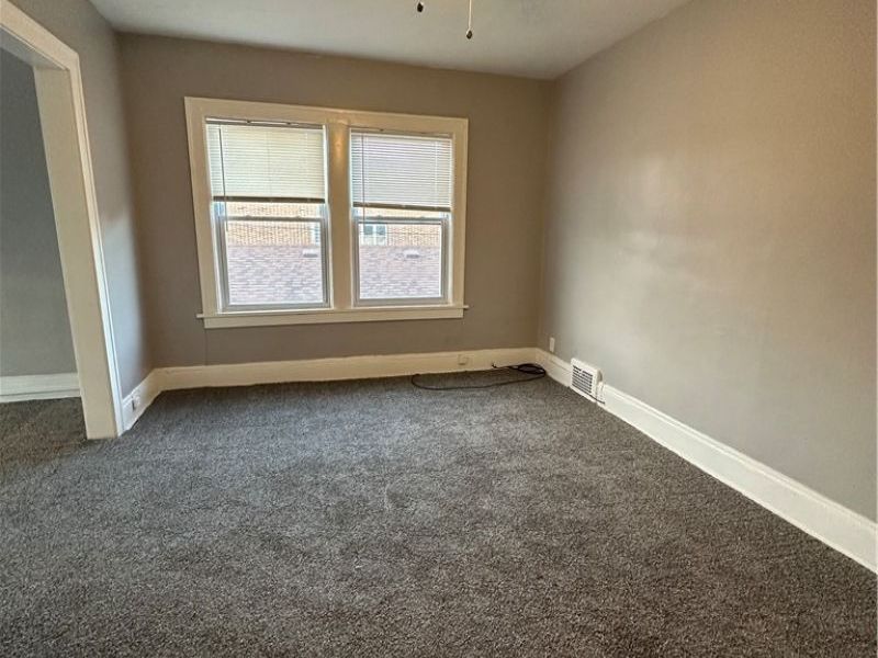 515 E 105th Street, Cleveland, OH 44108 Photo 18
