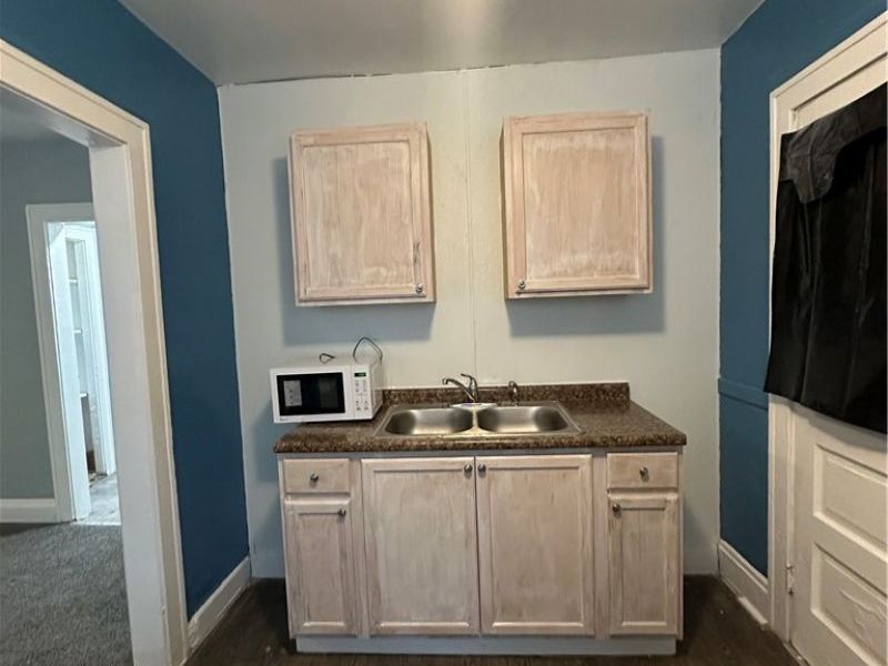 515 E 105th Street, Cleveland, OH 44108 Photo 7