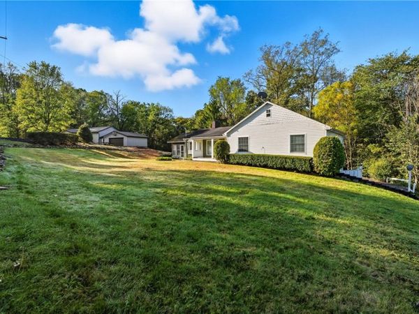 6453 Old Pulaski Rd , New Wilmington, PA 16142