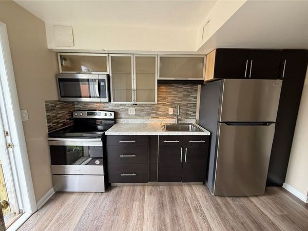 110 Delaware Drive , Coraopolis, PA 15108