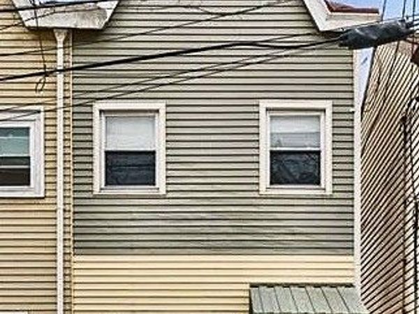 4784 Sciota Street , Bloomfield, PA 15224