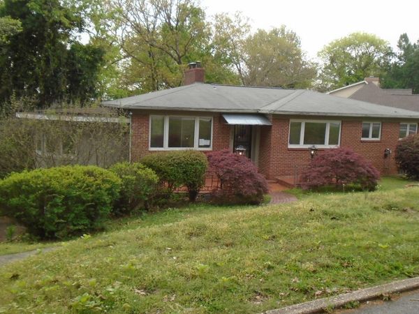 830 Fairway Drive, Anniston, AL 36207