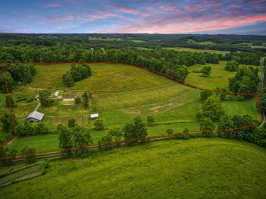 8228 State Highway 705 , West Liberty, KY 41472