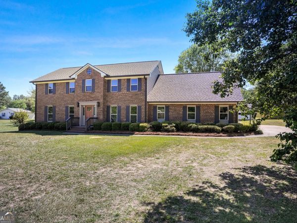 910 Kite Lake Trail, Fayetteville, GA 30214