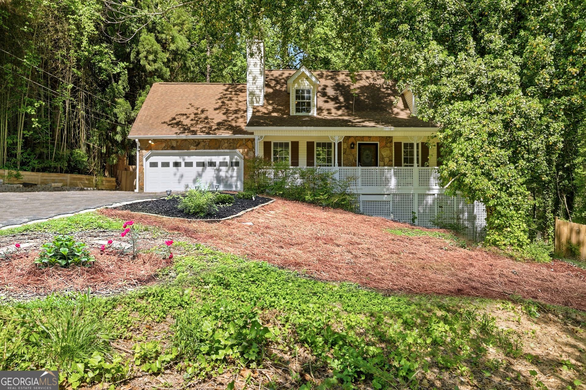 4661 Spring Ridge Drive, Flowery Branch, GA 30542 Main Photo