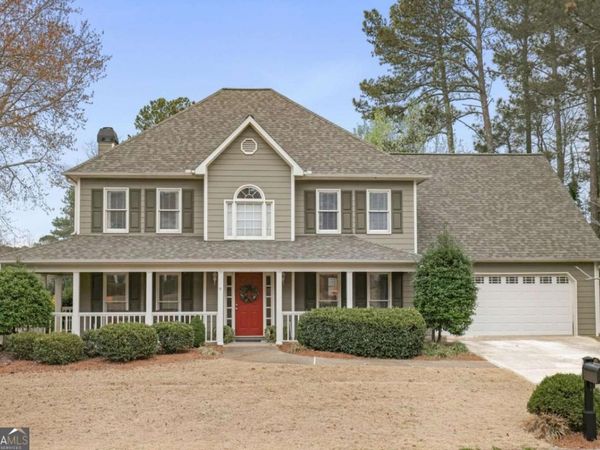 6011 Fairlong Court NW, Acworth, GA 30101