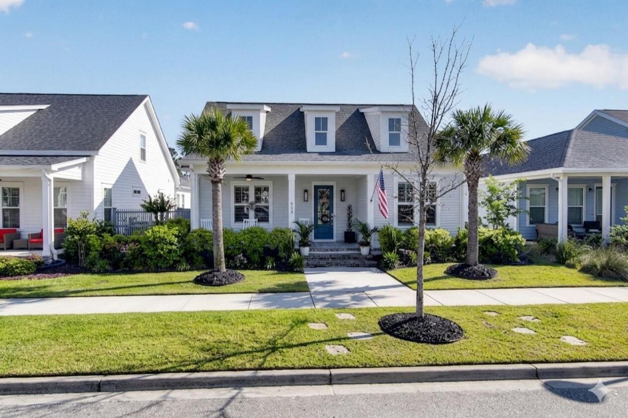 659 Blueway Avenue Photo 11