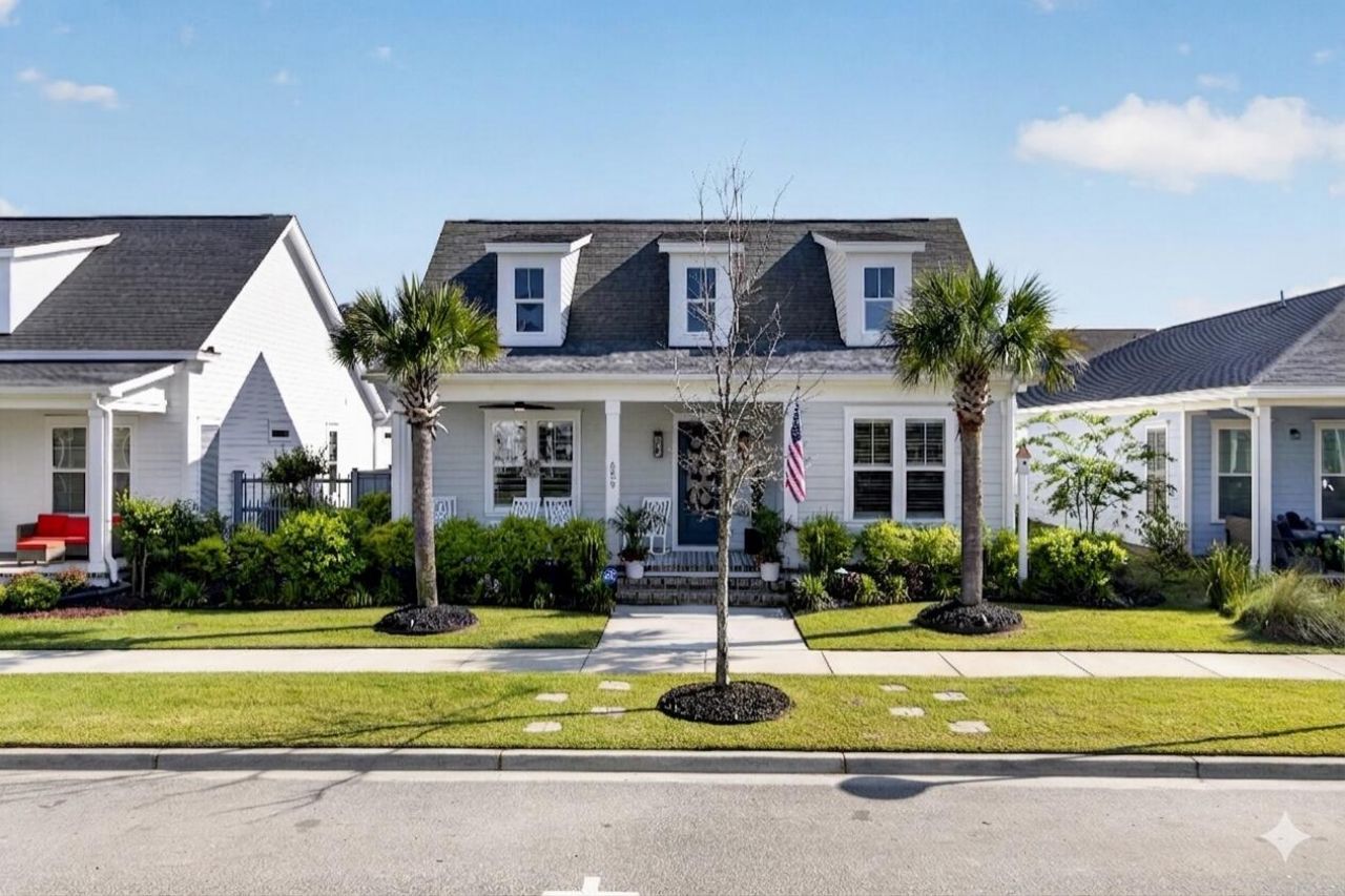 659 Blueway Avenue Photo 12