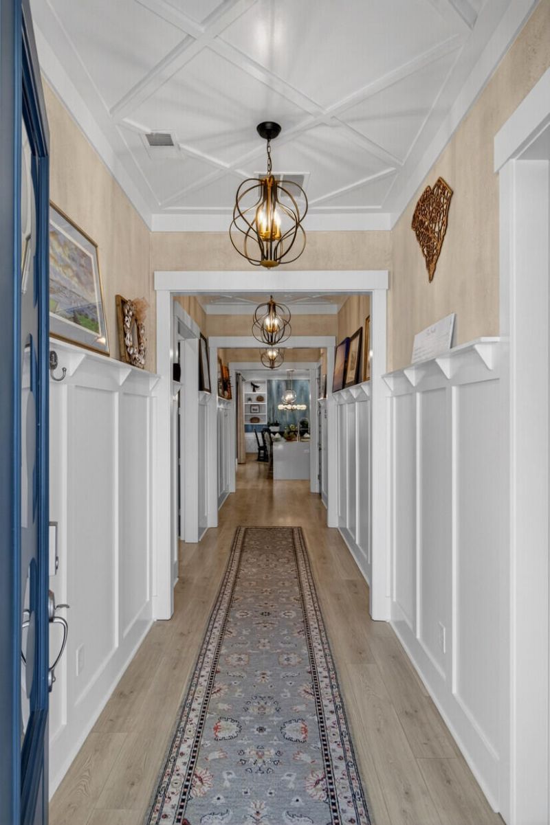 659 Blueway Avenue Photo 16