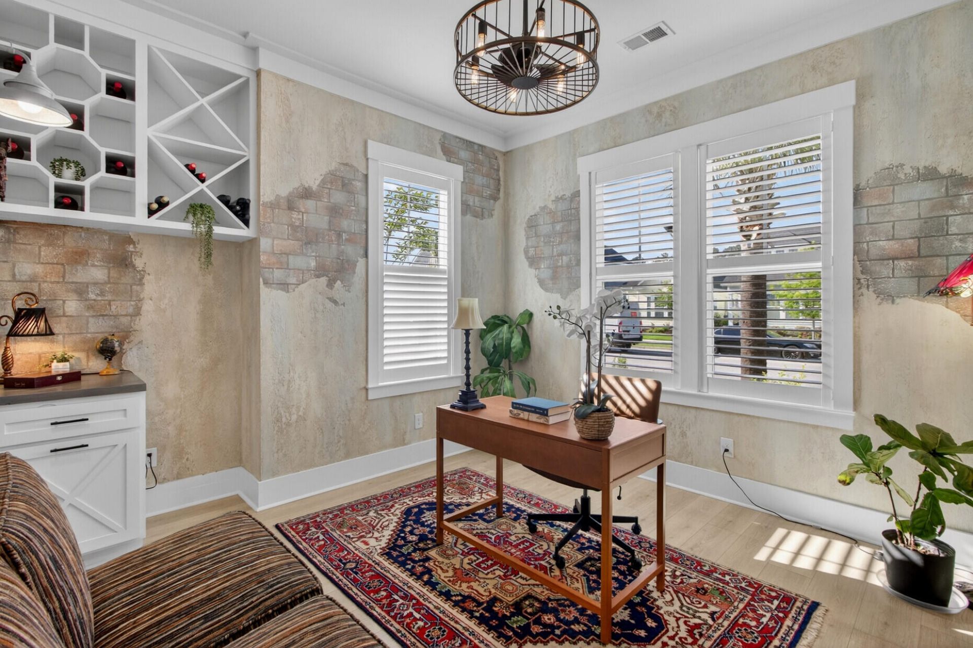 659 Blueway Avenue Photo 19