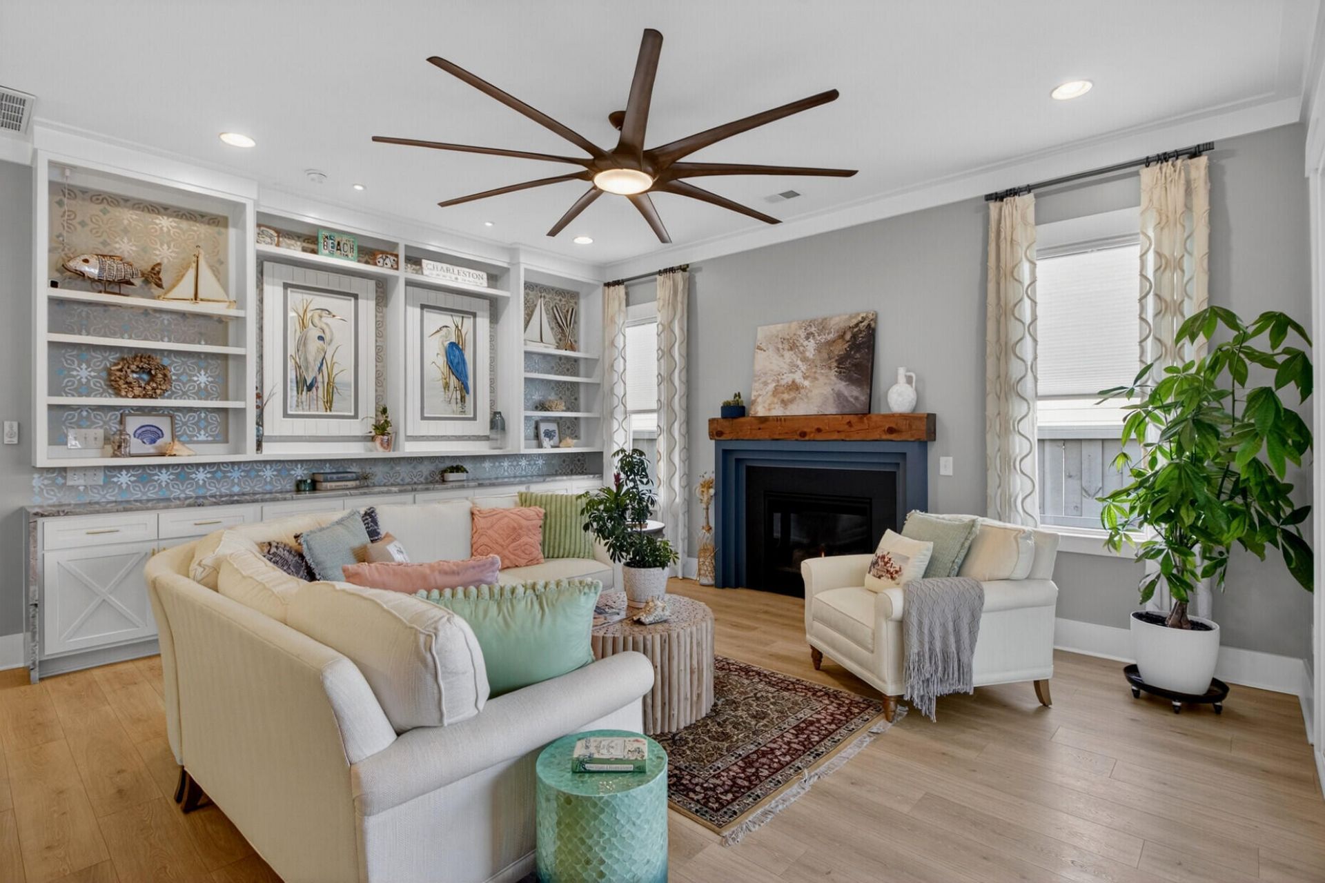 659 Blueway Avenue Photo 51