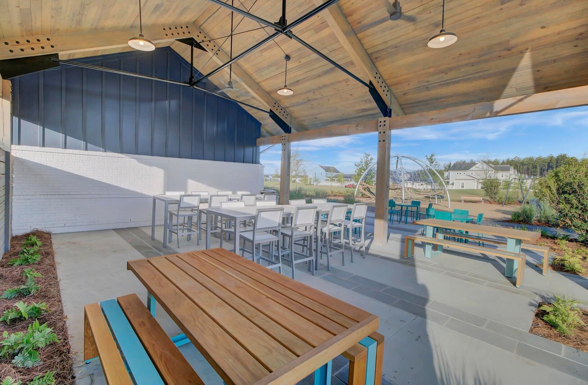 659 Blueway Avenue Photo 96