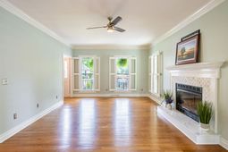 5567 Gallatin Lane photo 4