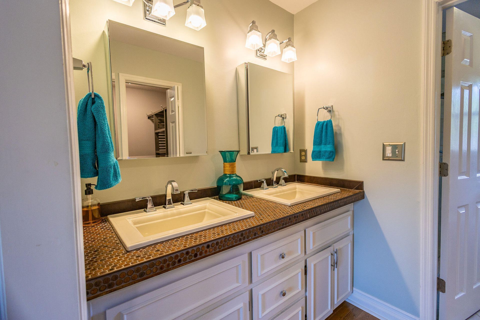 5567 Gallatin Lane Photo 6