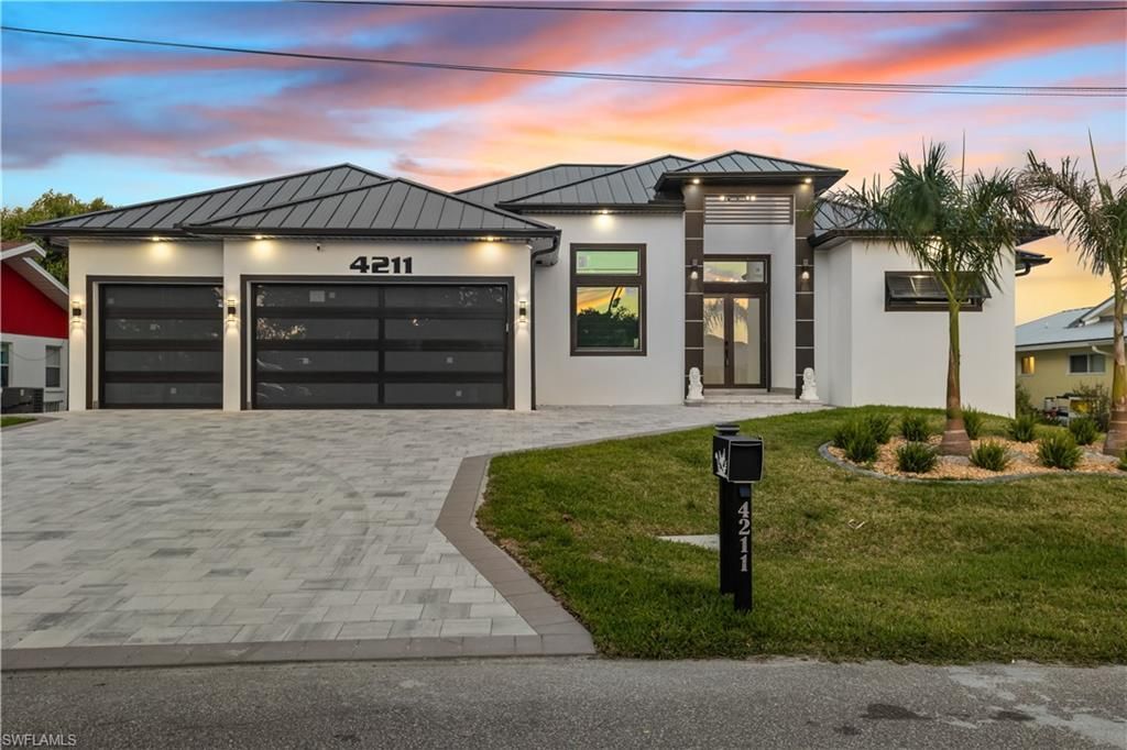 4211 SE 1st Ave, Cape Coral, FL 33904 Photo
