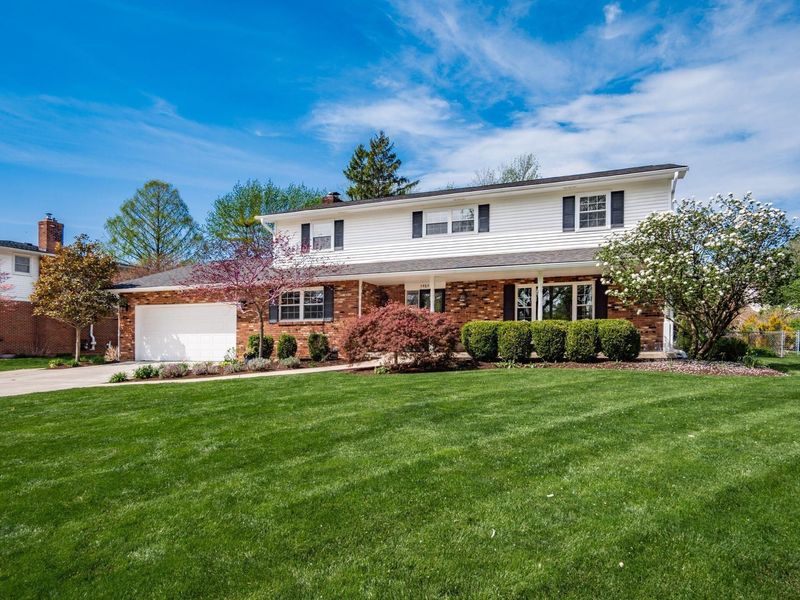 5989 Winstead Road , Columbus, OH 43235 Photo 4