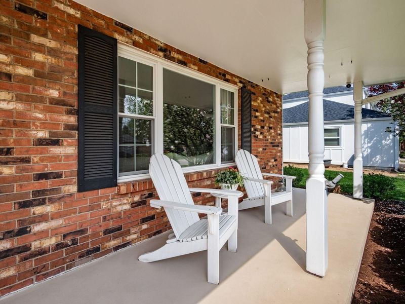 5989 Winstead Road , Columbus, OH 43235 Photo 6