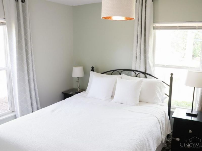 648 Chateau Dr, Union Twp, OH 45244 Photo 7