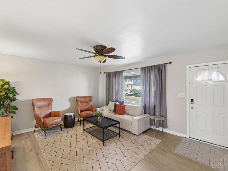 712 Danbury Road, Forest Park, OH 45240 Photo 6