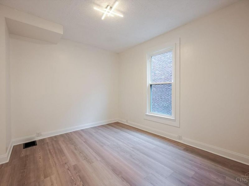 6832 Kenton Avenue, Silverton, OH 45236 Photo 20