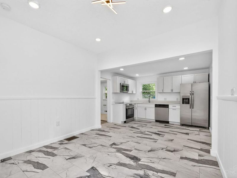 6832 Kenton Avenue, Silverton, OH 45236 Photo 30