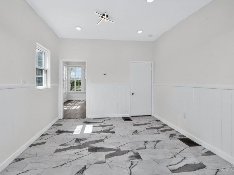 6832 Kenton Avenue, Silverton, OH 45236 Photo 31