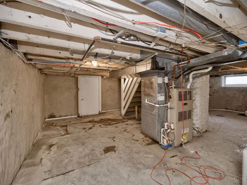 6832 Kenton Avenue, Silverton, OH 45236 Photo 32