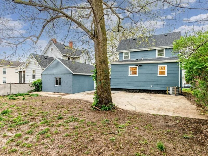 6832 Kenton Avenue, Silverton, OH 45236 Photo 4