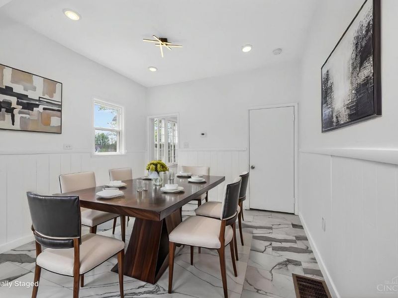 6832 Kenton Avenue, Silverton, OH 45236 Photo 6