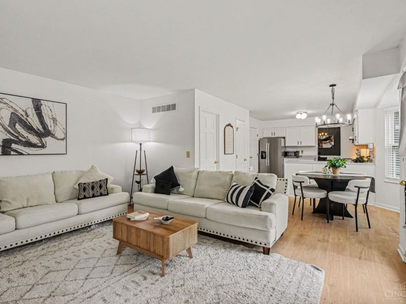 100 Thorobred Road, Loveland, OH 45140 Photo 5