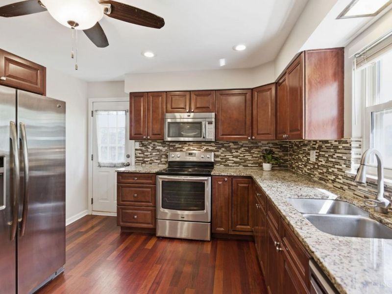 6965 Euclid Avenue, Madeira, OH 45243 Photo 12