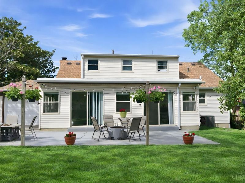 6965 Euclid Avenue, Madeira, OH 45243 Photo 2