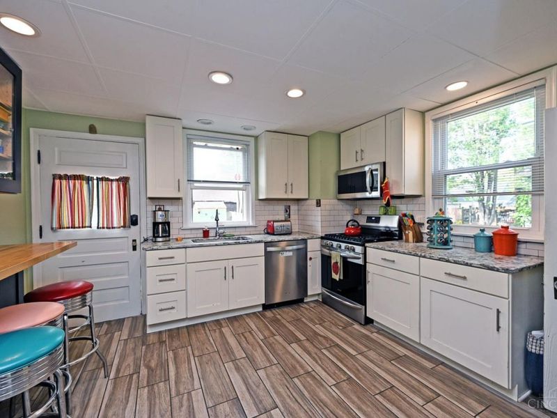 2263 Monroe Avenue, Cincinnati, OH 45212 Photo 17