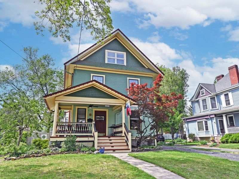 2263 Monroe Avenue, Cincinnati, OH 45212 Photo 2