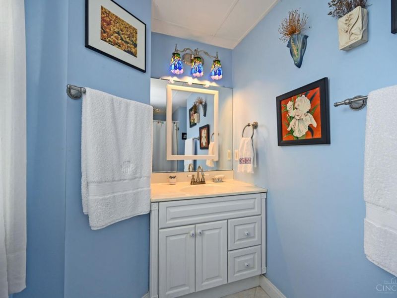 2263 Monroe Avenue, Cincinnati, OH 45212 Photo 27