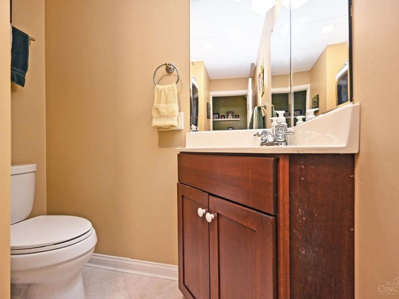 2263 Monroe Avenue, Cincinnati, OH 45212 Photo 31